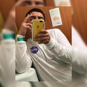 Meet your Posher, Gamalier